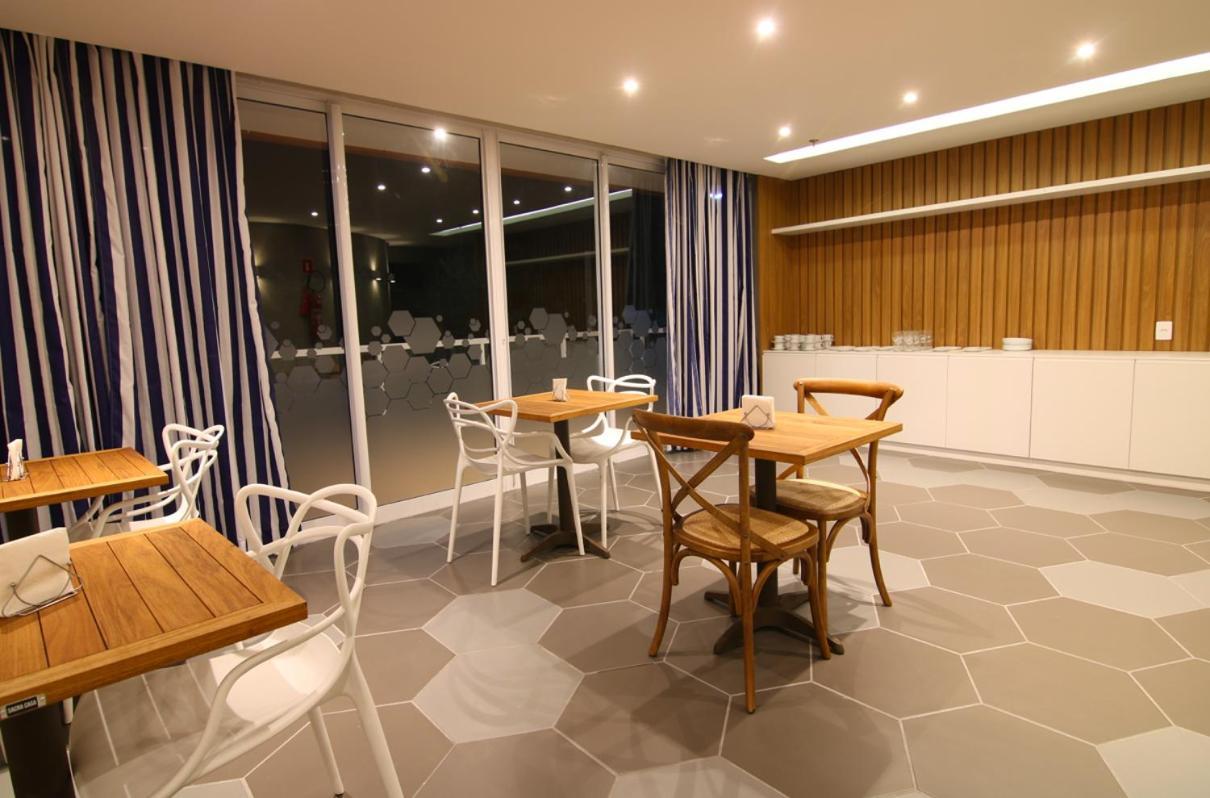 Hotel Cabo Frio Apartamento *